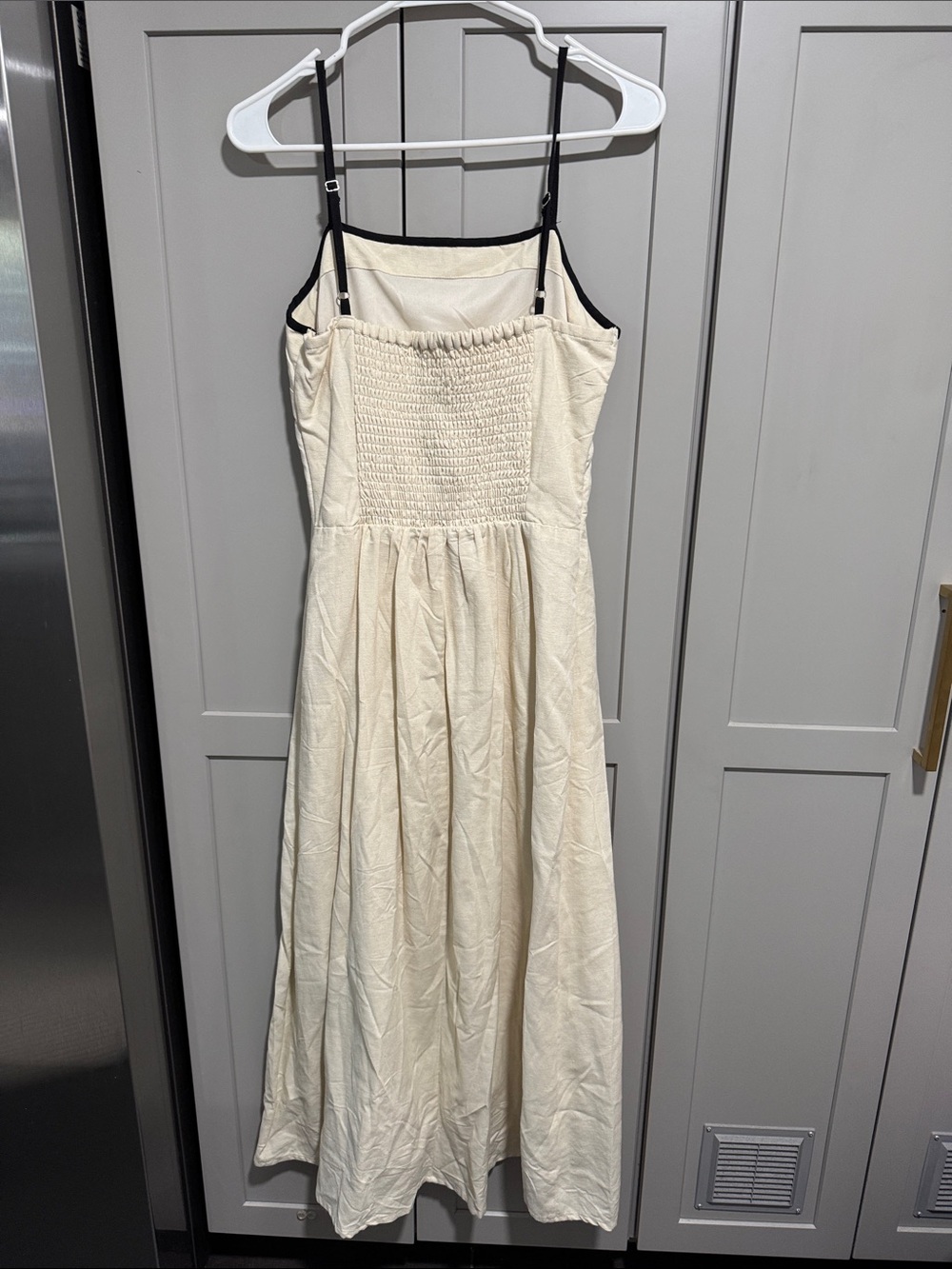 New japana cream and black midi dress M - Picture 2 of 3